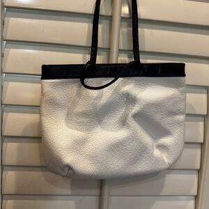 Vintage GRETA Elegant‎ White and Black Tote Bag